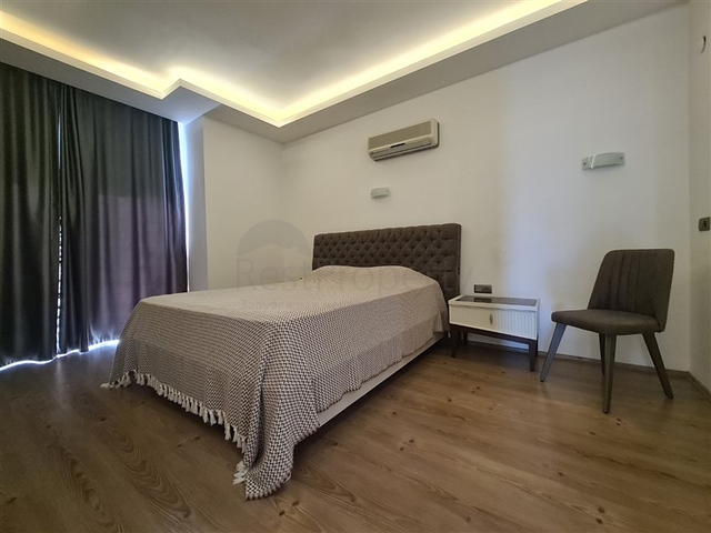 Просторная квартира планировки 3+1 в районе Джикджилли