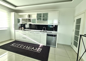 Просторная квартира планировки 3+1 в районе Джикджилли