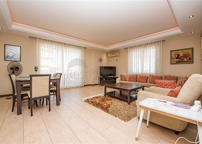 Просторная квартира 2+1 с видом на море в районе Махмутлар