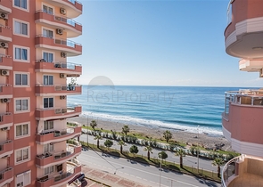 Просторная квартира 2+1 с видом на море в районе Махмутлар