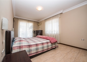 Просторная квартира 2+1 с видом на море в районе Махмутлар