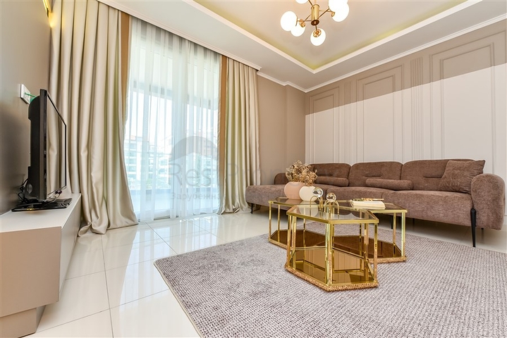 Светлая мебелированная квартира в пешей доступности от моря