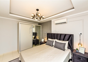 Светлая мебелированная квартира в пешей доступности от моря