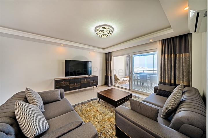 Меблированная трехкомнатная квартира в ЖК с богатой инфраструктурой