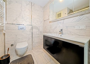 Меблированная трехкомнатная квартира в ЖК с богатой инфраструктурой