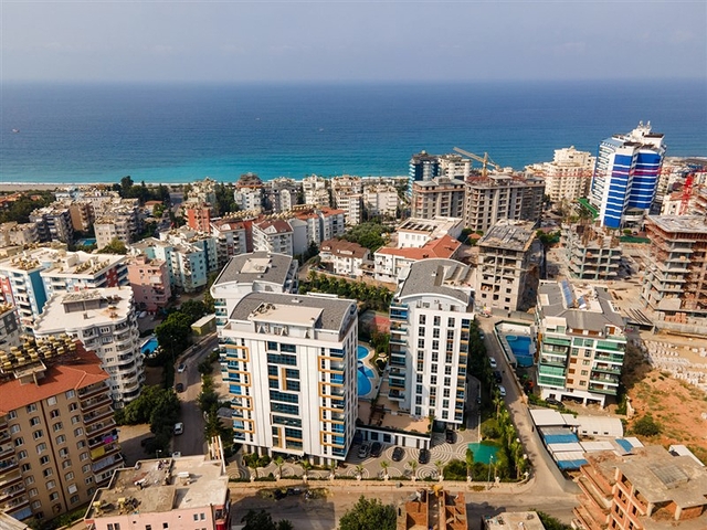 Квартира планировкой 3+1 с видом на море в Тосмуре