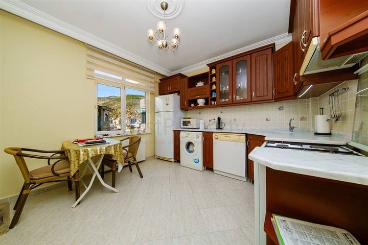 Квартира планировкой 3+1 в районе пляжа Клеопатра