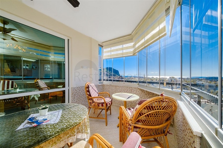 Квартира планировкой 3+1 в районе пляжа Клеопатра