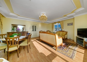 Квартира планировкой 3+1 в районе пляжа Клеопатра