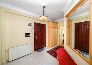 Квартира планировкой 3+1 в районе пляжа Клеопатра