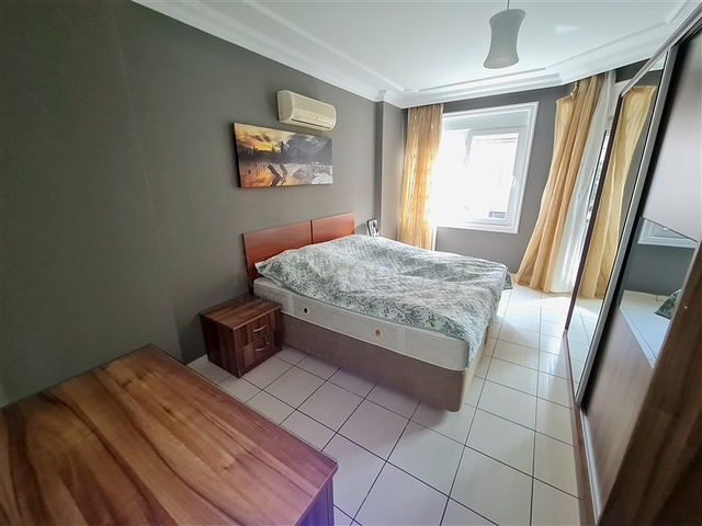 Просторная светлая трехкомнатная квартира с двумя балконами