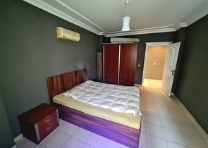 Просторная светлая трехкомнатная квартира с двумя балконами