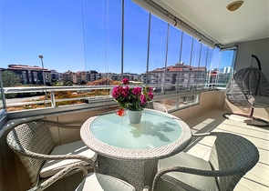 Просторная квартира 2+1 в центре района Оба