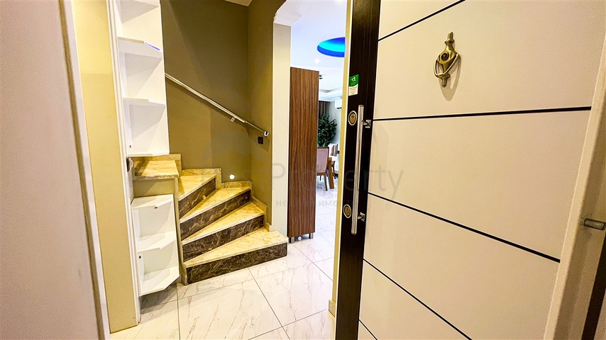 Роскошный пентхаус 4+1 в районе Оба