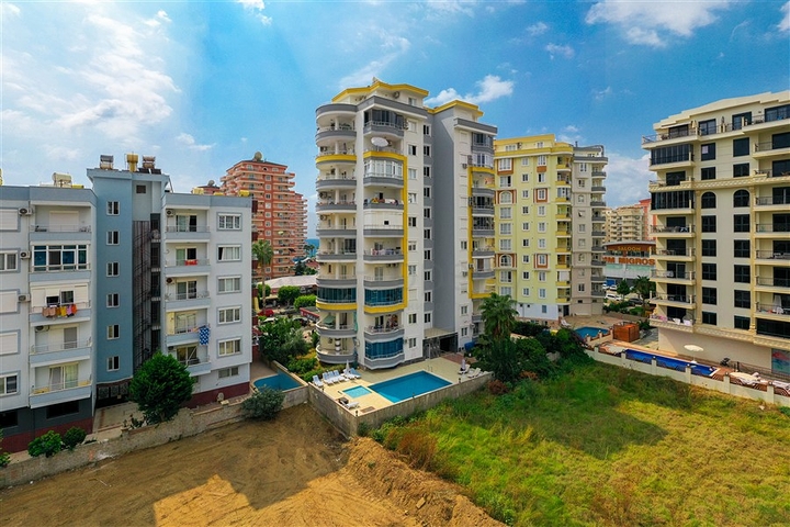 Квартира 2+1 с видом на море в районе Махмутлар