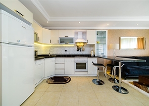 Квартира 2+1 с видом на море в районе Махмутлар