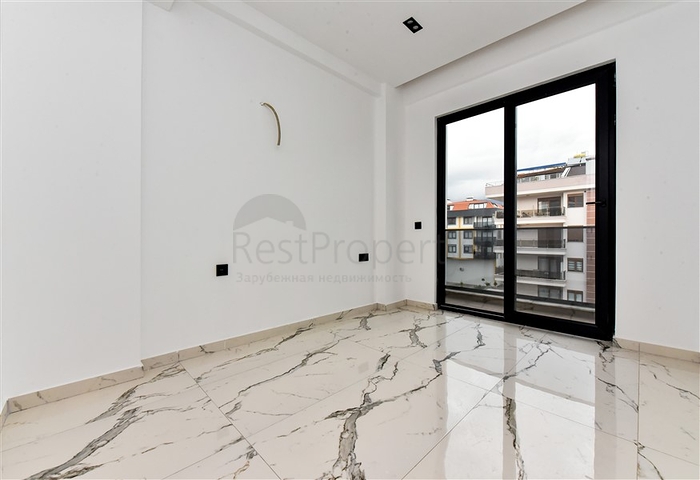 Квартира планировкой 1+1 в 100м от Средиземного моря в районе Кестель Квартира планировкой 1+1 в 100м от Средиземного моря в районе Кестель