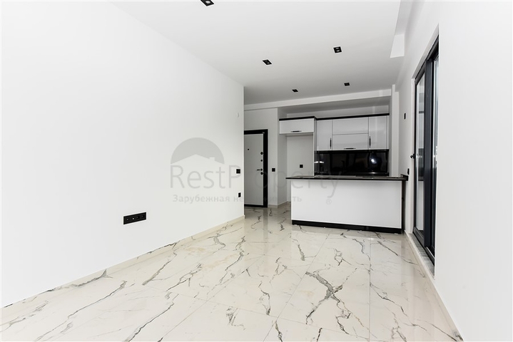 Светлая двухкомнатная квартира с видом горы и море