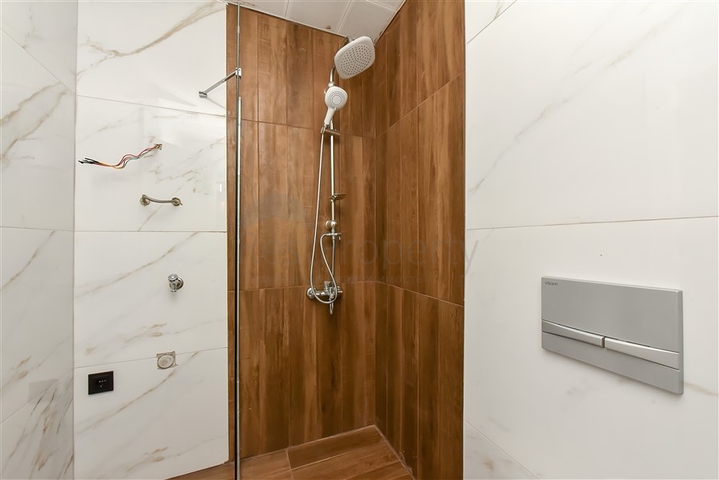 Светлая двухкомнатная квартира с видом горы и море