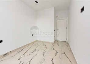 Светлая двухкомнатная квартира с видом горы и море