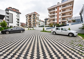 Светлая двухкомнатная квартира с видом горы и море