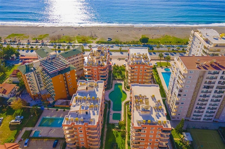 Квартира 2+1 на первой линии в районе Махмутлар