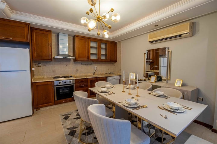 Квартира 2+1 на первой линии в районе Махмутлар