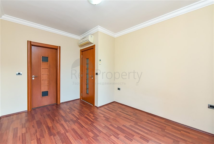 Роскошная квартира 2+1 на первой линии в центре Алании