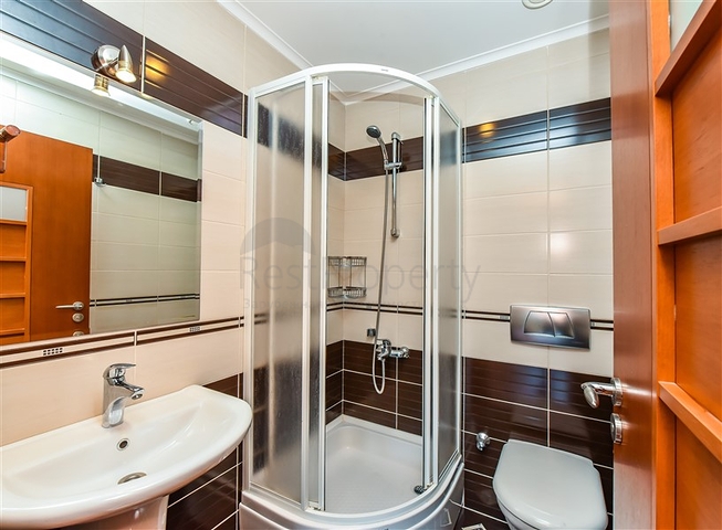 Роскошная квартира 2+1 на первой линии в центре Алании