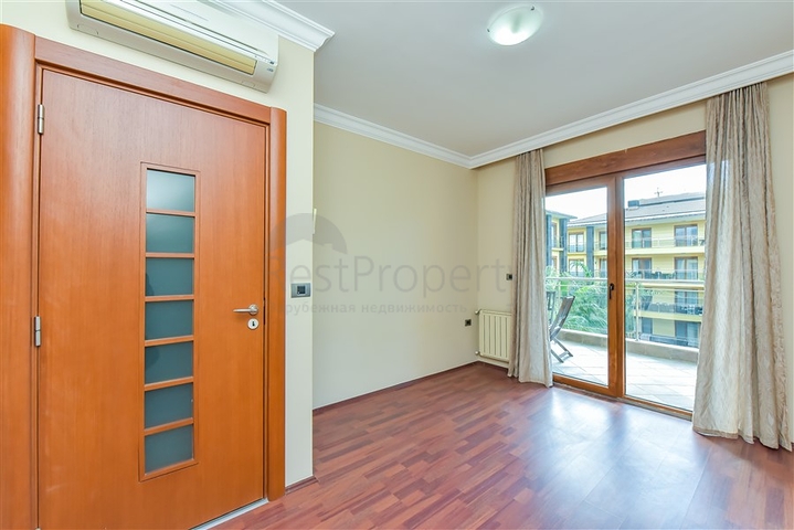 Роскошная квартира 2+1 на первой линии в центре Алании