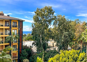 Роскошная квартира 2+1 на первой линии в центре Алании