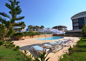 Трехкомнатная квартира с просторным балконом