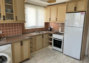 Трехкомнатная квартира с просторным балконом