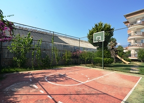 Трехкомнатная квартира с просторным балконом