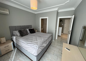 Трехкомнатная квартира с просторным балконом