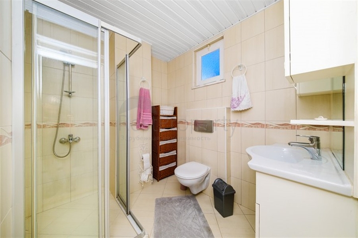 Меблированная квартира планировкой 2+1 в центре Алании