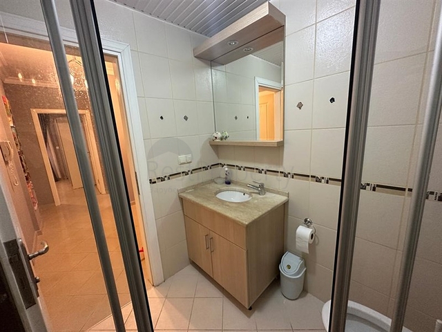 Трехкомнатная квартира в районе Тосмур