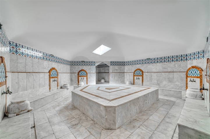 Трехкомнатная квартира в районе Тосмур