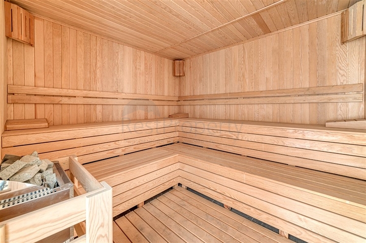 Трехкомнатная квартира в районе Тосмур