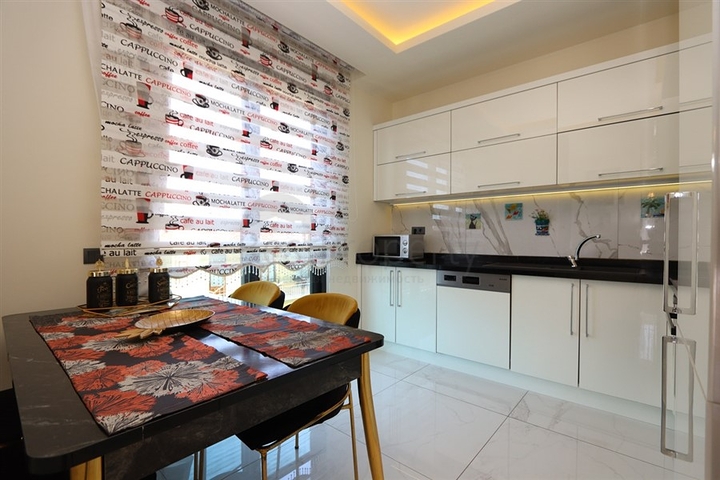 Трехкомнатная квартира в 300 метрах от пляжа Клеопатра