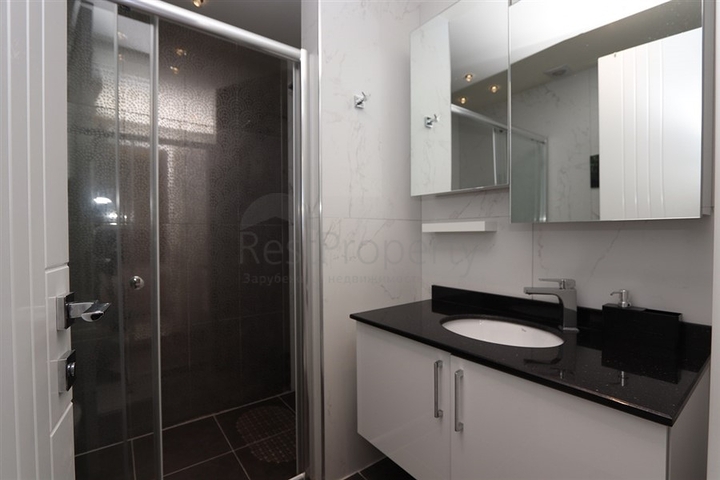 Трехкомнатная квартира в 300 метрах от пляжа Клеопатра