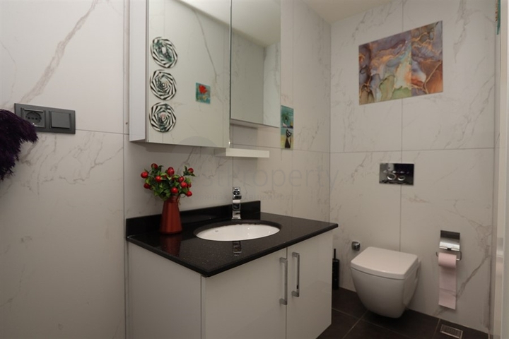 Трехкомнатная квартира в 300 метрах от пляжа Клеопатра