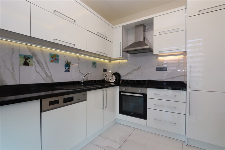 Трехкомнатная квартира в 300 метрах от пляжа Клеопатра