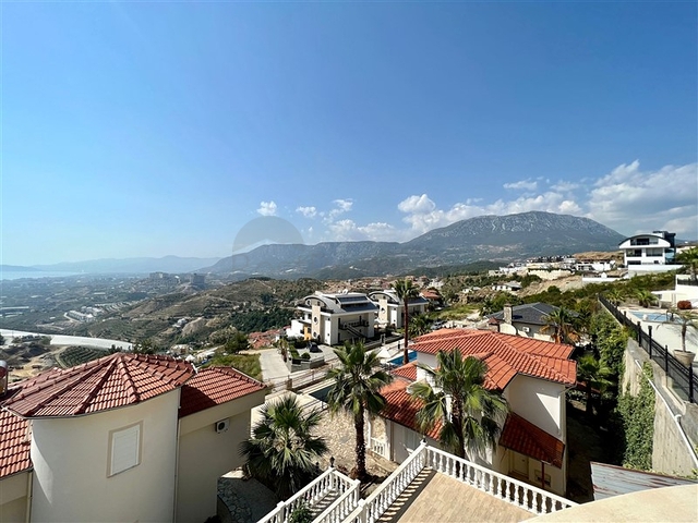 Меблированная вилла 4+2 в Каргыджак