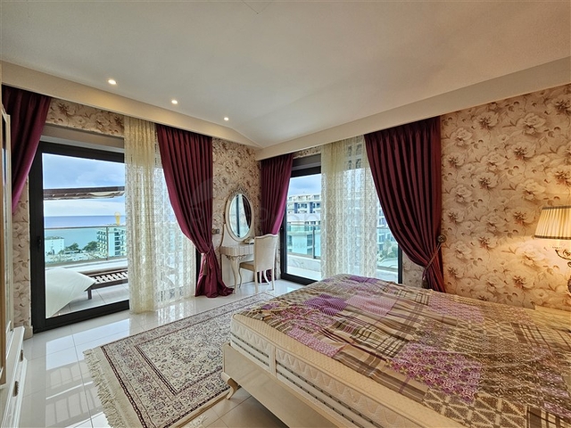 Роскошный пентхаус 3+1 выполненный по индивидуальному заказу