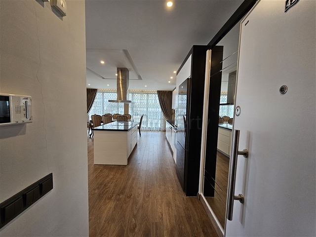 Роскошный пентхаус 3+1 выполненный по индивидуальному заказу