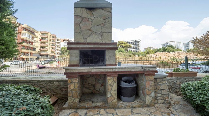 Просторная квартира 1+1 в одной из лучших резиденций в районе Тосмур