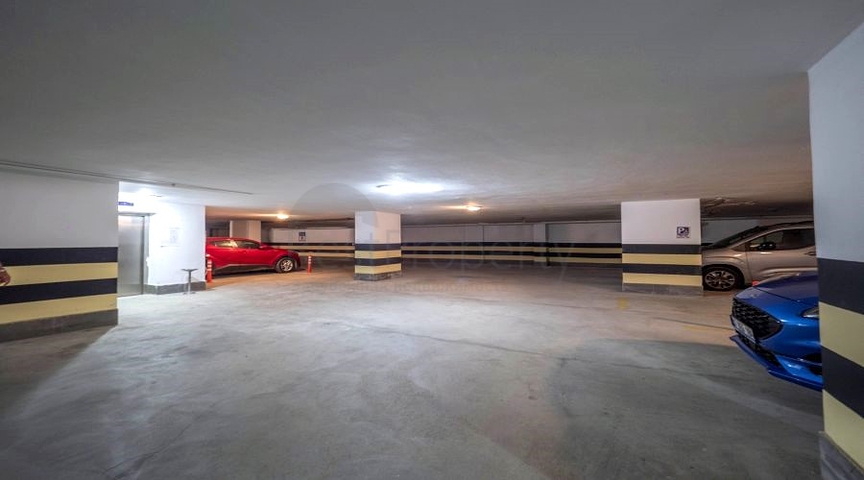 Просторная квартира 1+1 в одной из лучших резиденций в районе Тосмур