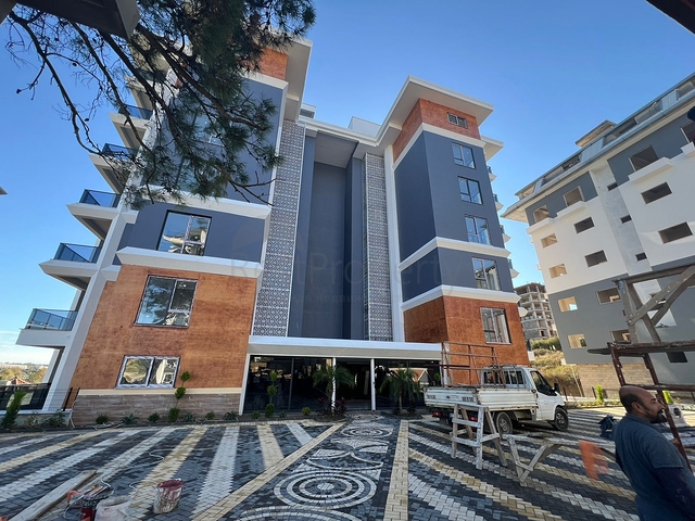 Двухкомнатная светлая квартира в районе с лучшим песчаным пляжем