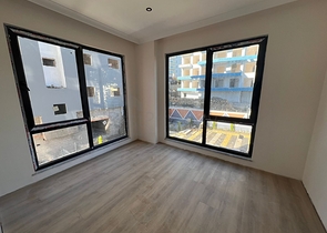 Двухкомнатная светлая квартира в районе с лучшим песчаным пляжем